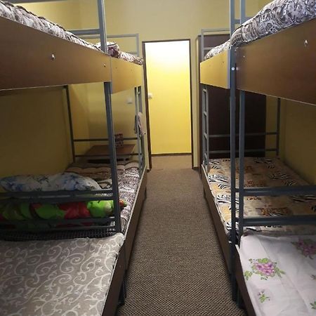 Хостел Ас Рахів Rakhiv Ngoại thất bức ảnh